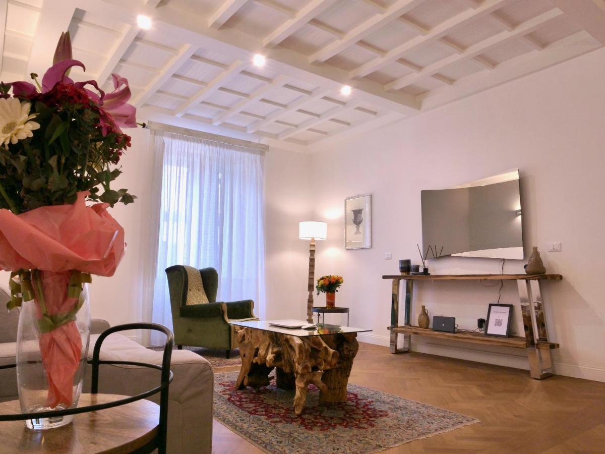 Helmirage Trevi Suite Рим Екстер'єр фото